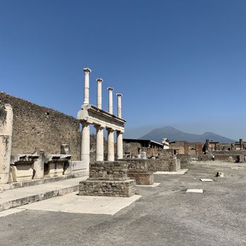 Pompeii Ruins - Pompeii ruins - Landmarks & Historical Buildings Near Me - Pompei, NA Pompeii Ruins - Pompeii ruins - Landmarks & Historical Buildings Near Me - Pompei, NA
