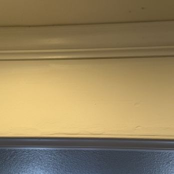 OC Handyman - Again as you can see there is no paint at the top. - Handyman Near Me - Lake Forest, California OC Handyman - Again as you can see there is no paint at the top. - Handyman Near Me - Lake Forest, California