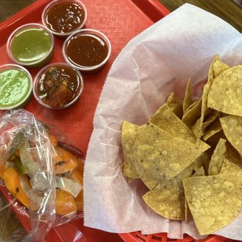 Los Cabos - Complimentary chips & salsa - Mexican Near Me - San Marcos, California