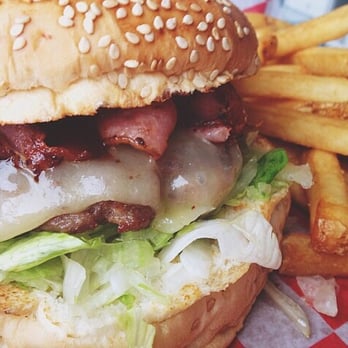 Zitla & Zicatela - La Chobi Burger. ¡Deliciosa! (: - Bars Near Me - Monterrey, NLE Zitla & Zicatela - La Chobi Burger. ¡Deliciosa! (: - Bars Near Me - Monterrey, NLE