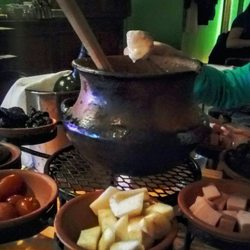 La Fondue - Traditional fondue con vino Blanco