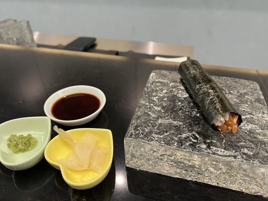 ROLL UP JAPANESE HAND ROLLS by null