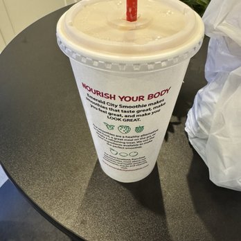 Emerald City Smoothie - Juice Bars & Smoothies Near Me - Bellevue, Washington