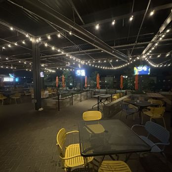 Big Grove Brewery - Outside patio - Brewpubs Near Me - Des Moines, Iowa Big Grove Brewery - Outside patio - Brewpubs Near Me - Des Moines, Iowa