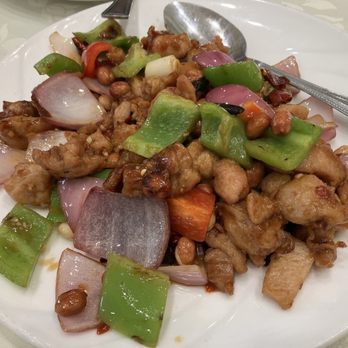 Big Ma's Kitchen - 宮保雞丁 or Kung Pao Chicken $10.99 - Dim Sum Near Me - Rosemead, California Big Ma's Kitchen - 宮保雞丁 or Kung Pao Chicken $10.99 - Dim Sum Near Me - Rosemead, California
