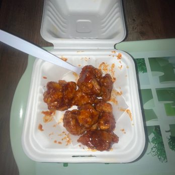 Crunchik'n - Got the 10 piece Sweet Chili Spicy  It's good just wish it had a little more seasoning . - Korean Near Me - Philadelphia, Pennsylvania
