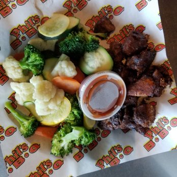 Phil's BBQ - Rib-less with steamed vegetables - Barbeque Near Me - Temecula, California Phil's BBQ - Rib-less with steamed vegetables - Barbeque Near Me - Temecula, California