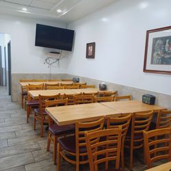 Duccini's Pizza