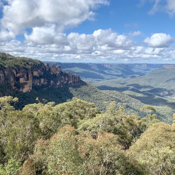 Blue Mountains Day Tours - Three Sister's Rock Formation - Tours Near Me - Glenbrook, NSW