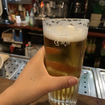 The Hairy Canary - Pubs Near Me - Brussels, BRU