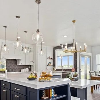 9 & Contractors - a large kitchen with a center island - Flooring Near Me - Abilene, Texas