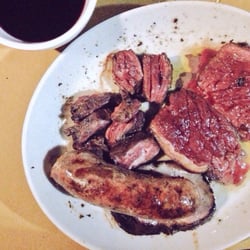 Hannibal Ristomacelleria - La grigliata di Hannibal (tre tipi di tagliata e salsiccia)