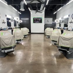 1UP Barbershop - I N S I D E