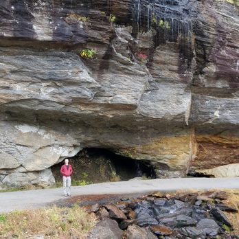 Bridal Veil Falls - Where's the water? - Landmarks & Historical Buildings Near Me - Highlands, North Carolina