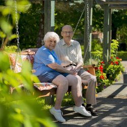 Applewood Retirement Residence - Enjoying a lovely summer day!