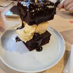 Chocolate Fudge Ice Cream Cake