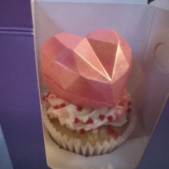 Odd Cookie Bakery - Break My Heart Why Dontcha Cupcake - Cupcakes Near Me - Penngrove, California Odd Cookie Bakery - Break My Heart Why Dontcha Cupcake - Cupcakes Near Me - Penngrove, California