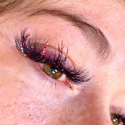 Lashes by Kendelle - 6D Volume set with glitter lashes