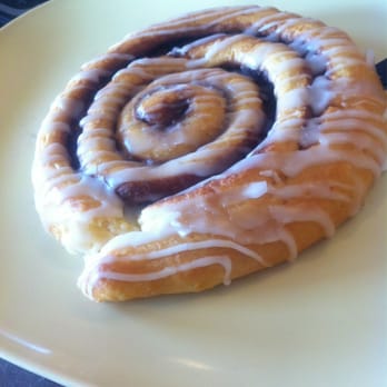 Panera Bread - Best cinnamon roll I've had - Sandwiches Near Me - Austin, Texas