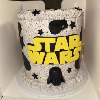 Noni's Custom Cakes By Victoria - 8th Birthday Cake - Custom Cakes Near Me - Buckeye, Arizona