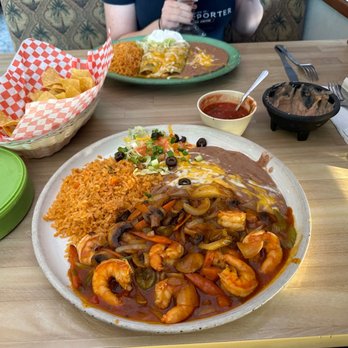 Los Cabos Grill - Camarones al Mango and Enchiladas Jalisco - Mexican Near Me - Bremerton, Washington