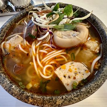 Ocean Da Nang Quan - Bun Bo hue with all the right fixings!! - Vietnamese Near Me - Houston, Texas Ocean Da Nang Quan - Bun Bo hue with all the right fixings!! - Vietnamese Near Me - Houston, Texas