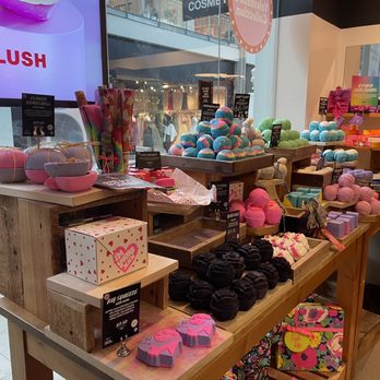 Lush - Cosmetics & Beauty Supply Near Me - Columbia, Maryland