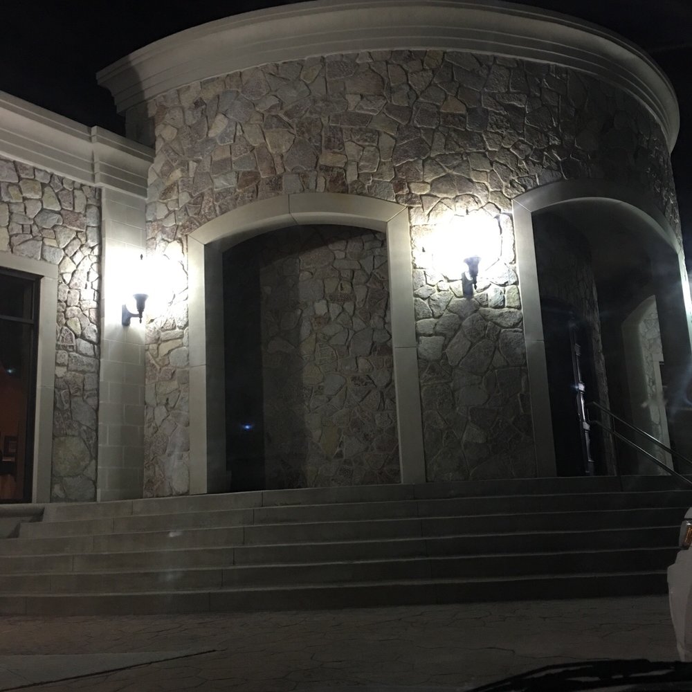 Acquaviva Winery - Wineries Near Me - Maple Park, Illinois