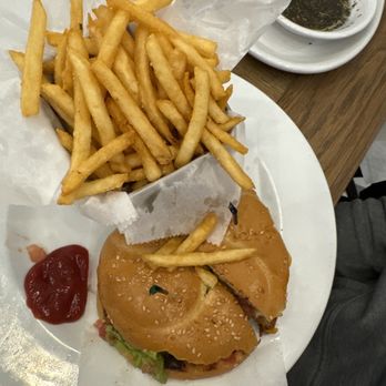 The French Pantry - Bakeries Near Me - Jacksonville, Florida