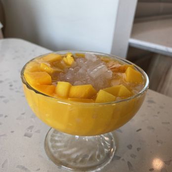 Mango Mango Dessert - A5. Mango Juice with Sago and choice of Lychee Jelly - Desserts Near Me - Orlando, Florida Mango Mango Dessert - A5. Mango Juice with Sago and choice of Lychee Jelly - Desserts Near Me - Orlando, Florida