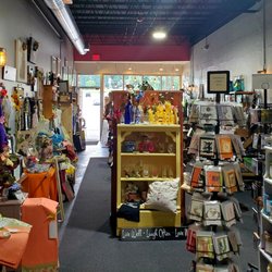 Heartsome Handicrafts - Store looking forward