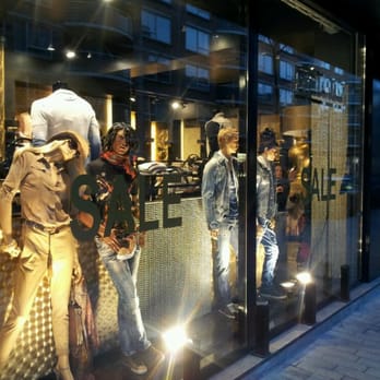 Strictly - Women's Clothing Near Me - Rotterdam, ZH