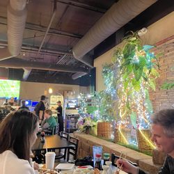 Sakana Sushi Bar & Japanese Restaurant - Nicely decorated for the holidays.