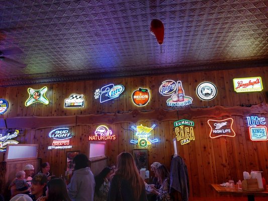 King's Place Bar and Grill by null