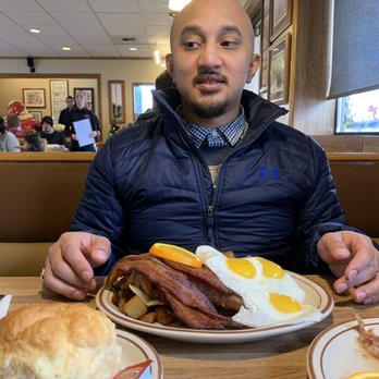 Totem Family Dining - Breakfast & Brunch Near Me - Everett, Washington Totem Family Dining - Breakfast & Brunch Near Me - Everett, Washington