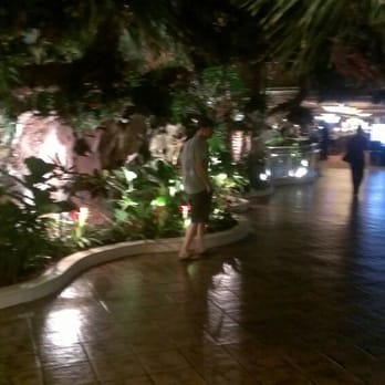Golden Nugget Laughlin Hotel & Casino - Hotels Near Me - Laughlin, Nevada