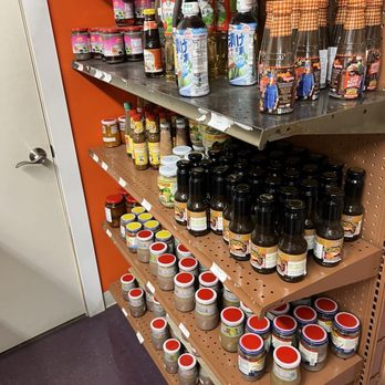 Lee Market - Grocery Near Me - Rochester, Minnesota