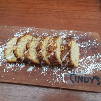 Cindy's Rooftop - Hummingbird coffee cake - New American Near Me - Chicago, Illinois Cindy's Rooftop - Hummingbird coffee cake - New American Near Me - Chicago, Illinois