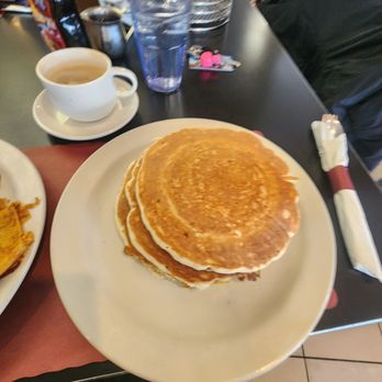 Alps Pancake House - Breakfast & Brunch Near Me - Chicago, Illinois