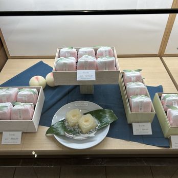 K.Minamoto - Desserts Near Me - Honolulu, Hawaii