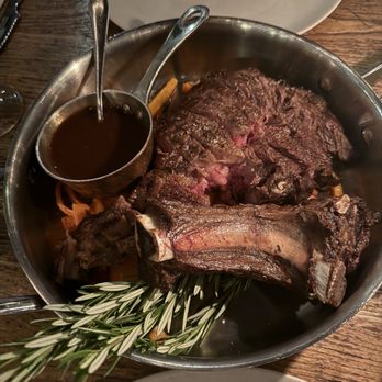 Café In de Waag - Chefs choice Steak - Modern European Near Me - Amsterdam, New Hampshire Café In de Waag - Chefs choice Steak - Modern European Near Me - Amsterdam, New Hampshire