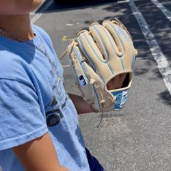 DICK'S Sporting Goods - So happy! New glove!