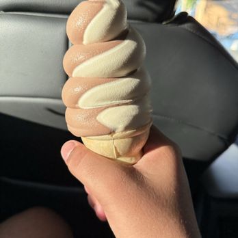 Meadowlark Dairy - Ice Cream & Frozen Yogurt Near Me - Pleasanton, California Meadowlark Dairy - Ice Cream & Frozen Yogurt Near Me - Pleasanton, California
