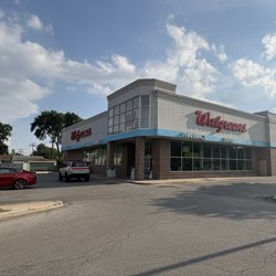 Modern Walgreens
