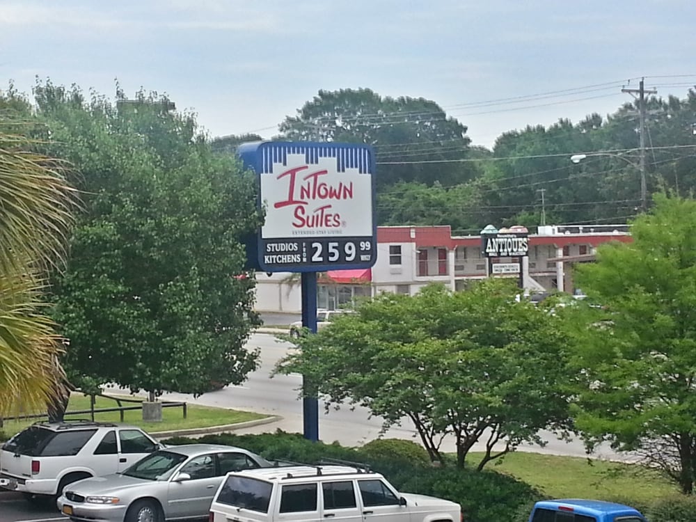 INTOWN SUITES Updated June 2025 2236 Savannah Hwy, Charleston