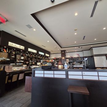 Gal's Sushi - Inside - Sushi Bars Near Me - Markham, Ontario