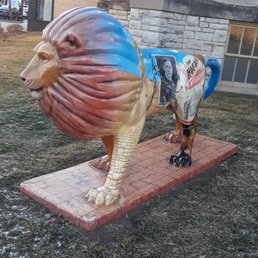 they weren't kitten around with this sculpture they weren't kitten around with this sculpture