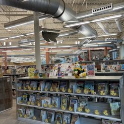 Burke Centre Library - Picture books