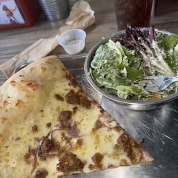 ROCK’N DOUGH PIZZA & BREWERY - Updated February 2026 - 58 Photos & 36 ...