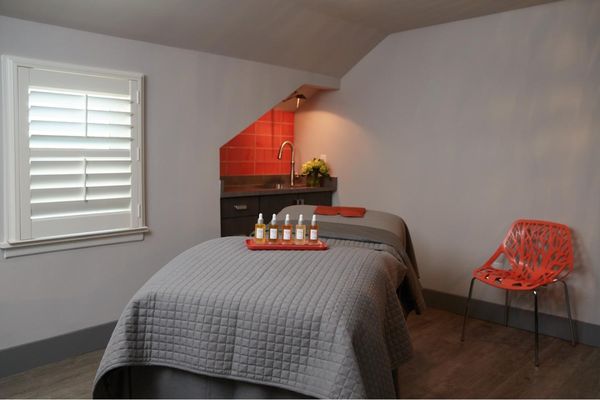 Five Wellbeing Spa by null